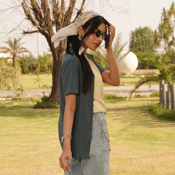 WOMEN'S   BUTTON   DOWN   SHIRT